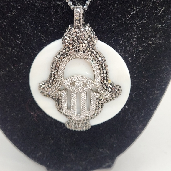Tayla Designs Hamsa Hand Evil Eye Rhinestone Beaded Necklace SUPER RARE! - Picture 1 of 10